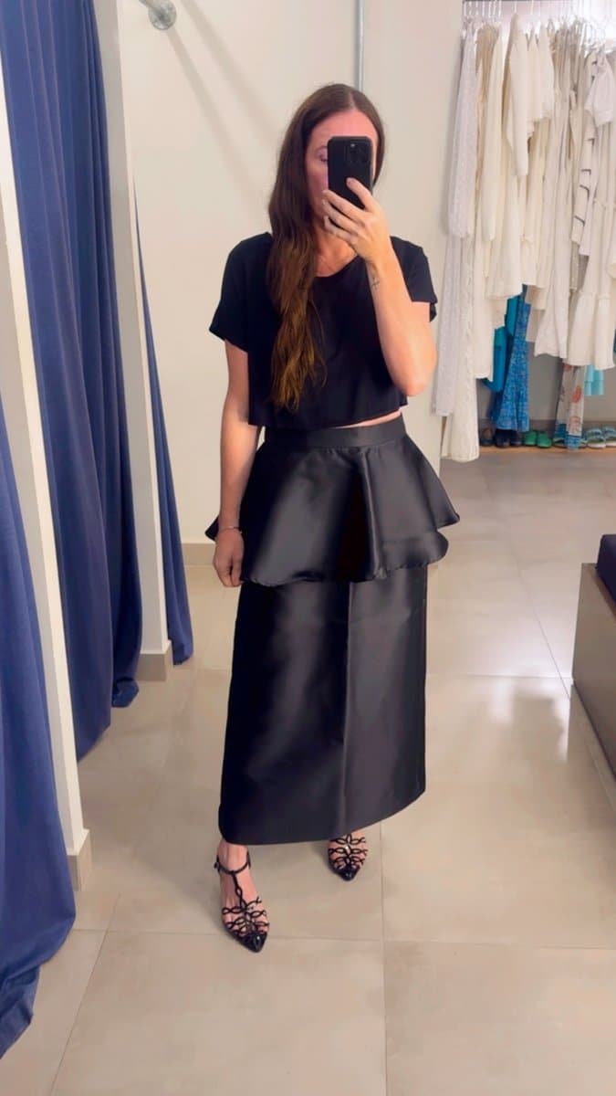 Saia Nelly Nanaminze Preta Tafeta com Pala Peplum - com Etiqueta, Nanaminze, Preto, tamanho 42 — foto 3